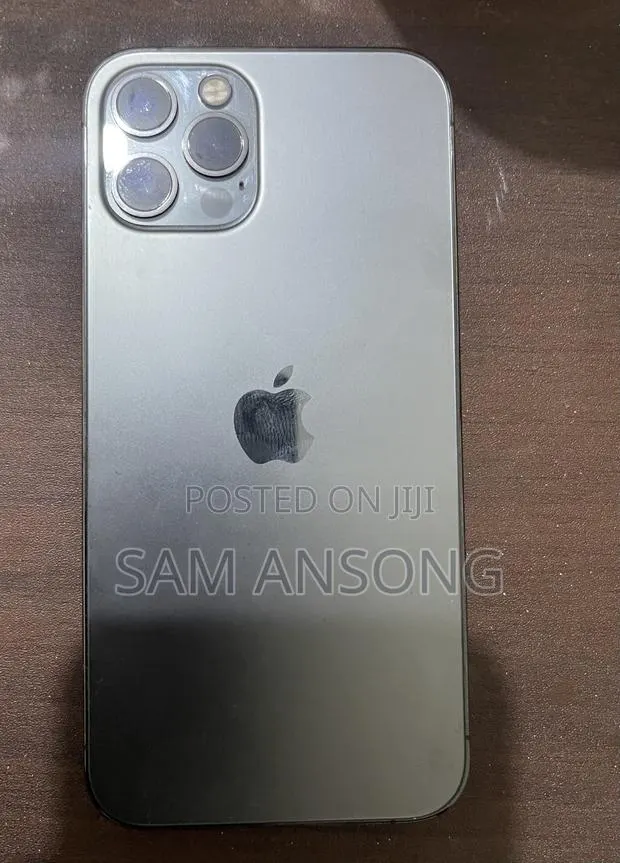 Apple iPhone 12 Pro 128 GB Gray · Photo 1