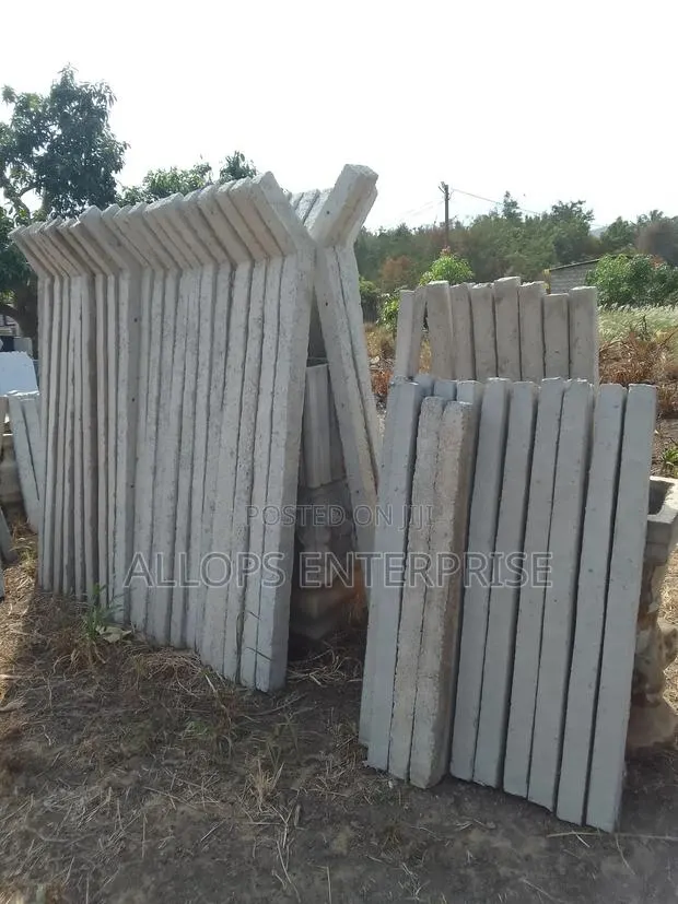 Land Demarcation Pillars · Photo 1