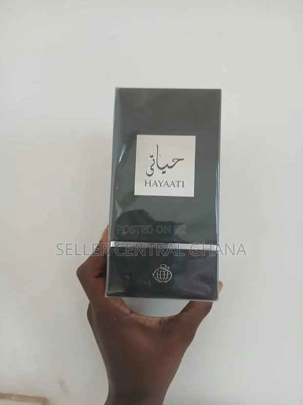 Hiyaati Perfume · Photo 1