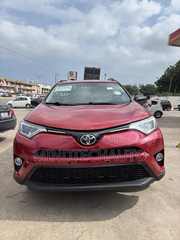 Toyota RAV4 LE AWD (2.5L 4cyl 6A) 2016 Red · Photo 1