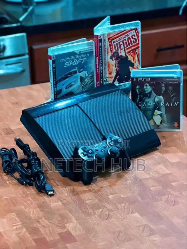 Play Station 3 Slim Black · Photo 1