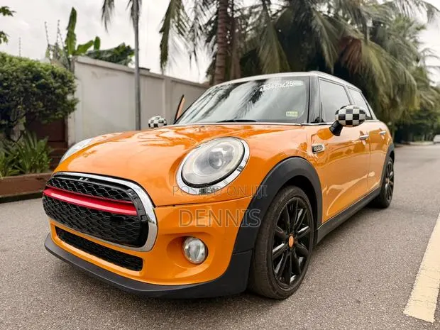 Mini Cooper 2016 Orange · Photo 1