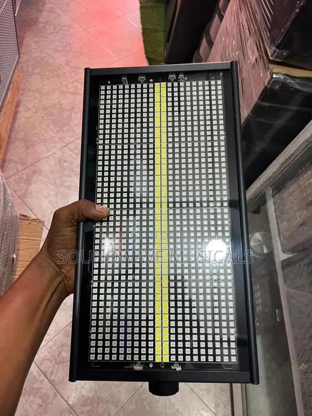 8+8 Led RGB Strobe Light · Photo 1