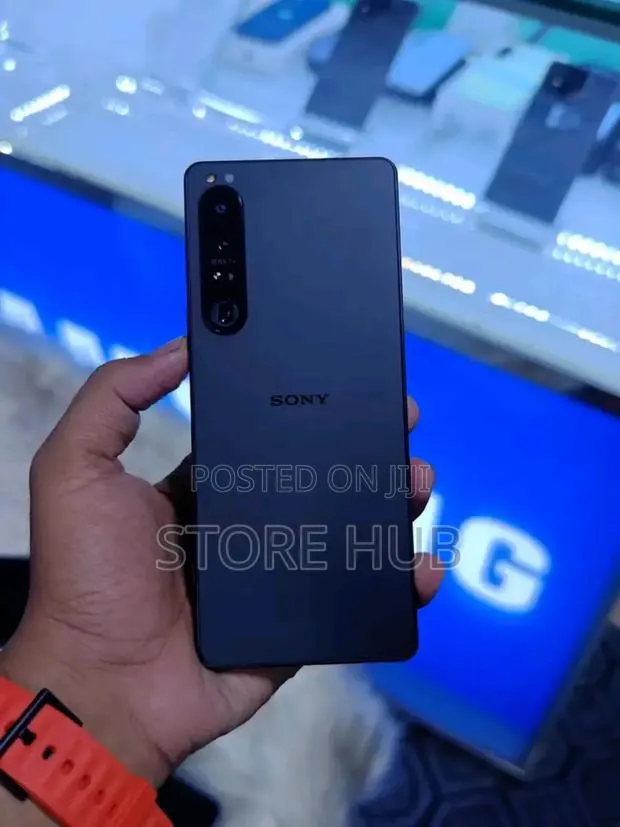 New Sony Xperia 1 V 256 GB Black · Photo 1