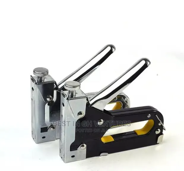 Staple Gun Tacker + Free Staple Pins · Photo 1