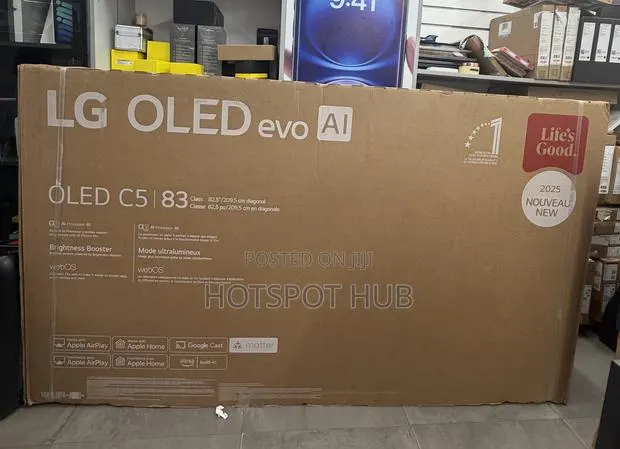 LG - 83" Class C5 Series OLED · Photo 1