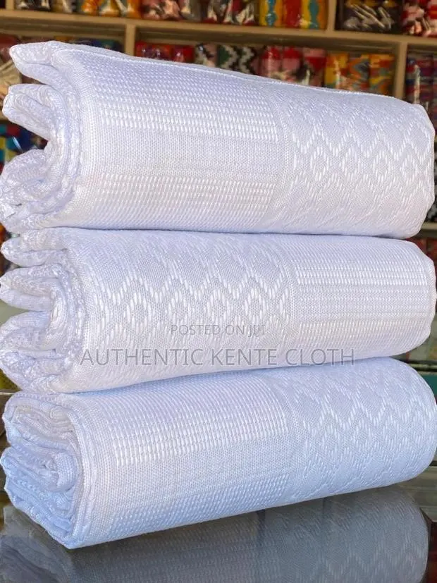 All White Authentic Bonwire Kente · Photo 1