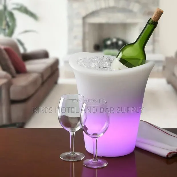 Led Double Wall Waterproof Champagne Bucket With Remote 5l · Photo 1