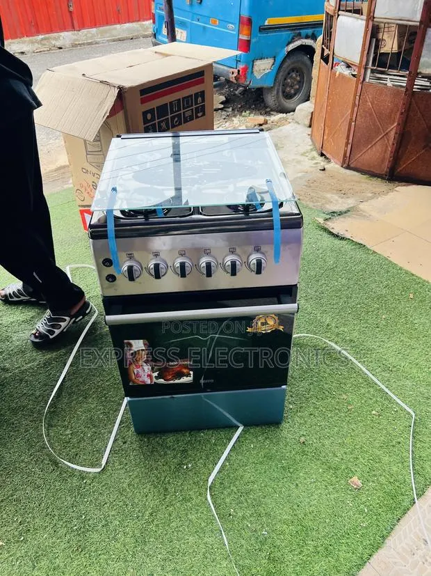 Very Cool Price Gas Cooker Oven 4b 50/60 Gas Rotisserie New Line · Photo 1