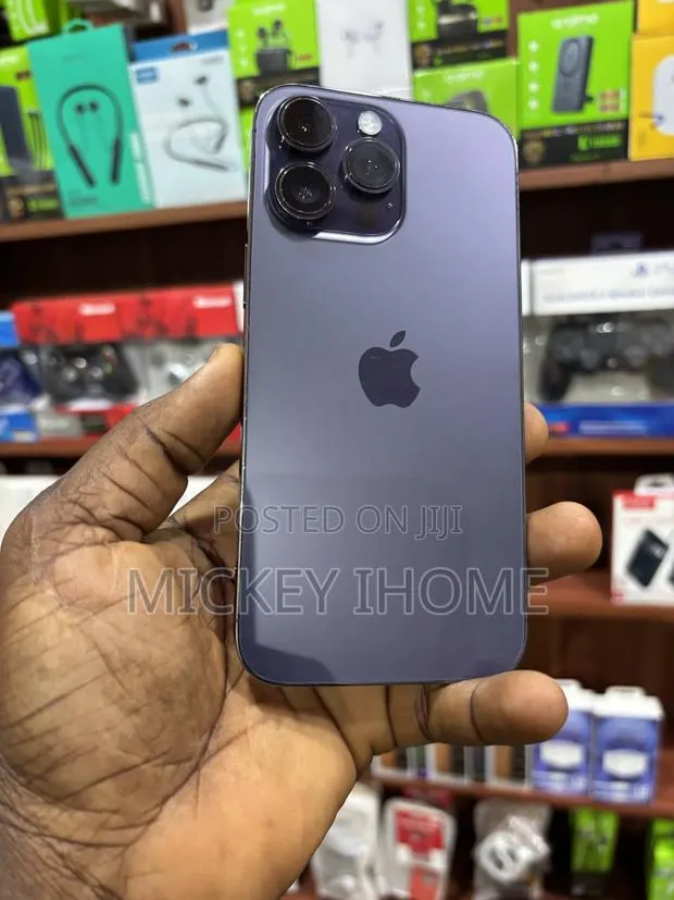Apple iPhone 14 Pro Max 256 GB Purple · Photo 1