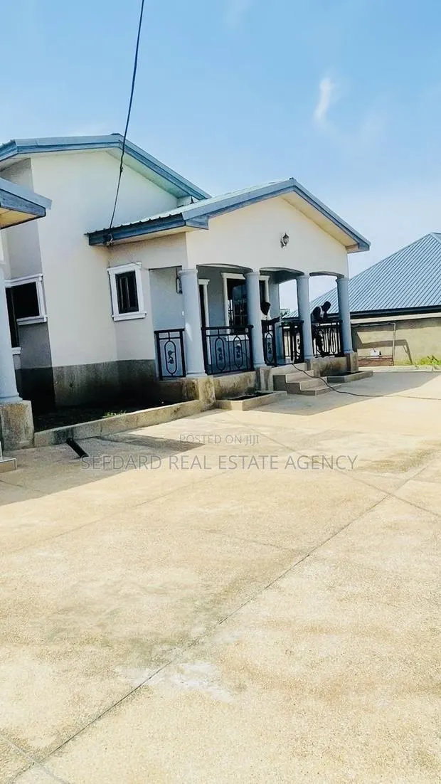 2bdrm Apartment in Sefdard Properties, Pokuase for rent · Photo 1