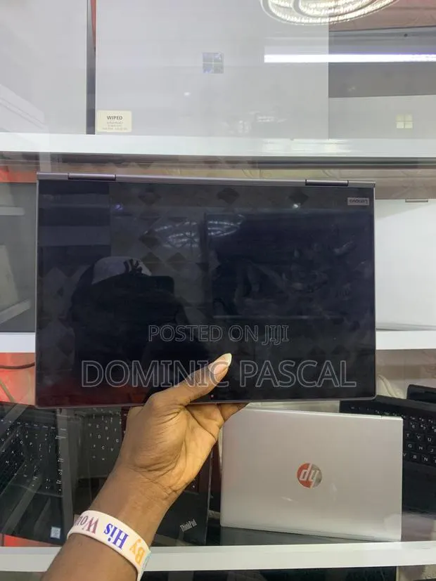 Laptop Lenovo ThinkPad X1 Yoga 16GB Intel Core i5 SSD 256GB · Photo 1