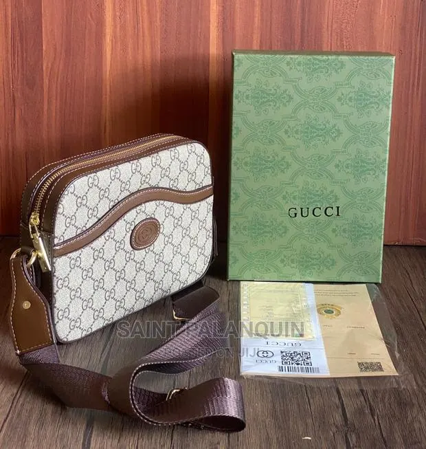 Clutches Bag · Photo 1