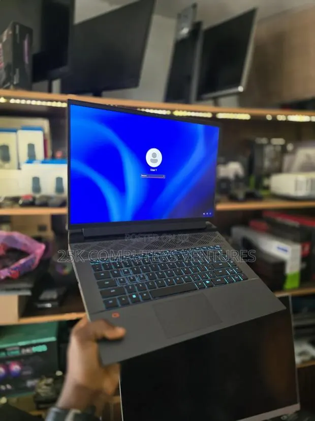 Laptop Dell 16GB Intel Core i7 SSD 512GB · Photo 1