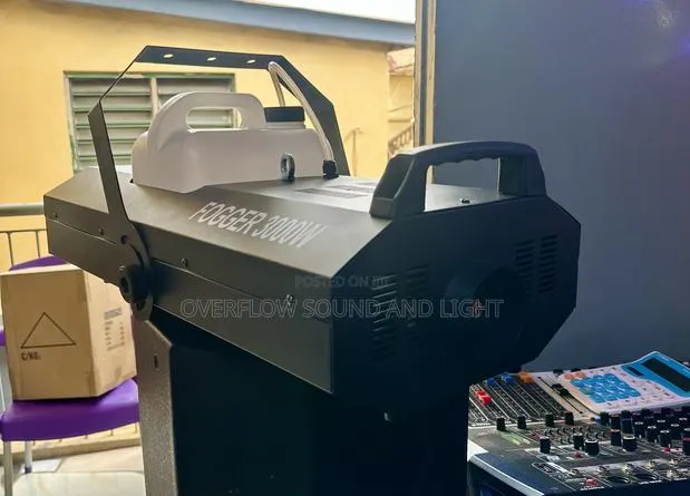 Prolumen 3000w Fog Machine · Photo 1