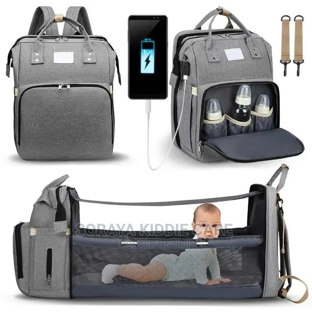 Diaper Bag and Bed · Photo 1