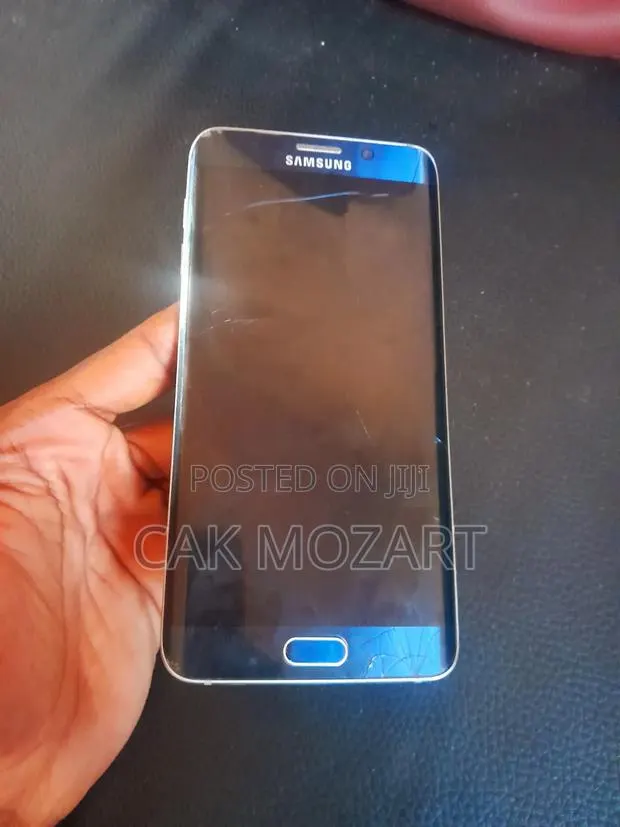 Samsung Galaxy S6 Edge Plus 32 GB Blue · Photo 1