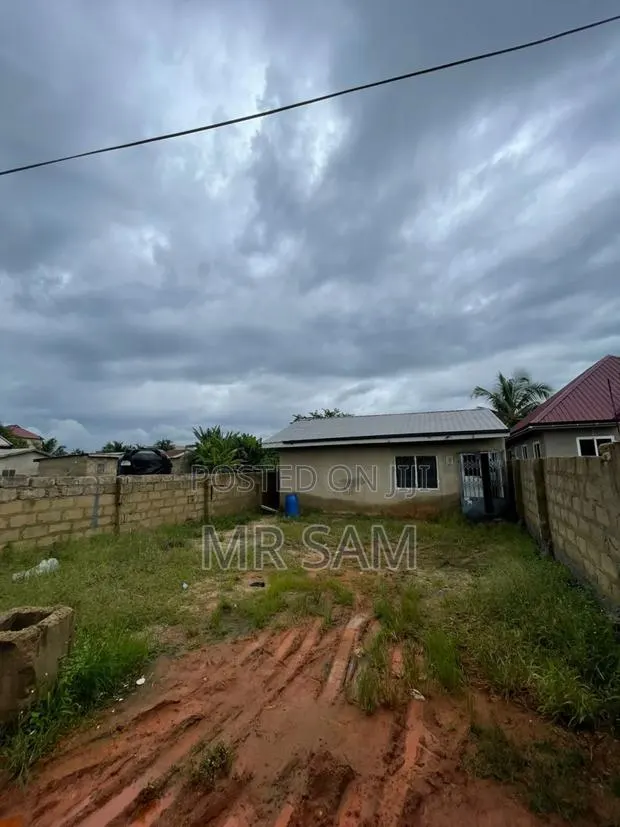 2bdrm House in Sam Properties, Opeikuma for sale · Photo 1