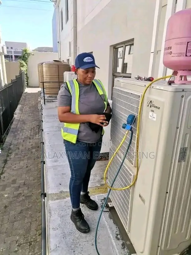 Aircondition Mechanic · Photo 1