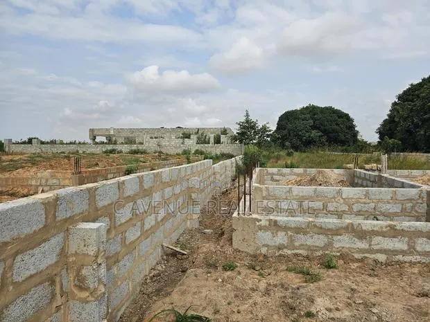 High-Return Real Estate Acreage in Alpha Mini · Photo 1