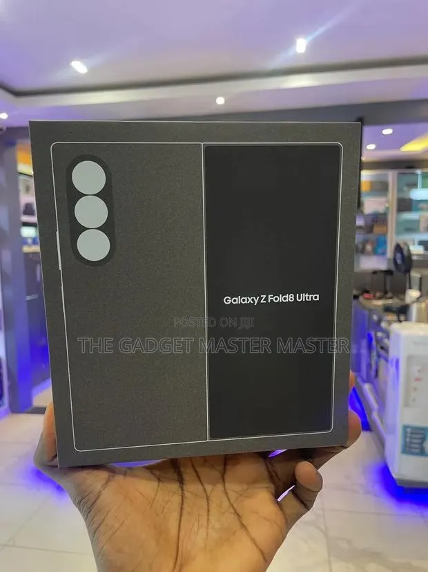 New Samsung Galaxy Z Fold8 Ultra 1 TB · Photo 1