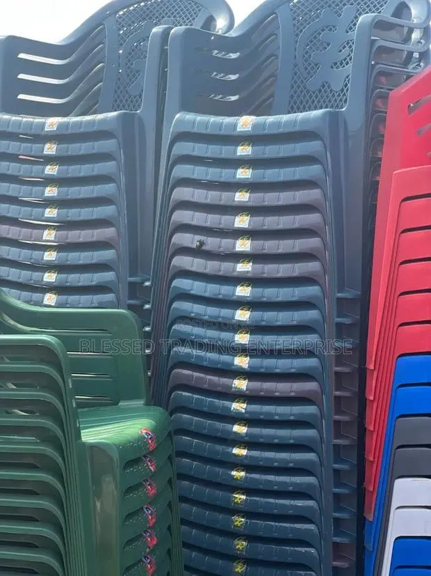 Gye Nyame Plastic Chairs · Photo 1