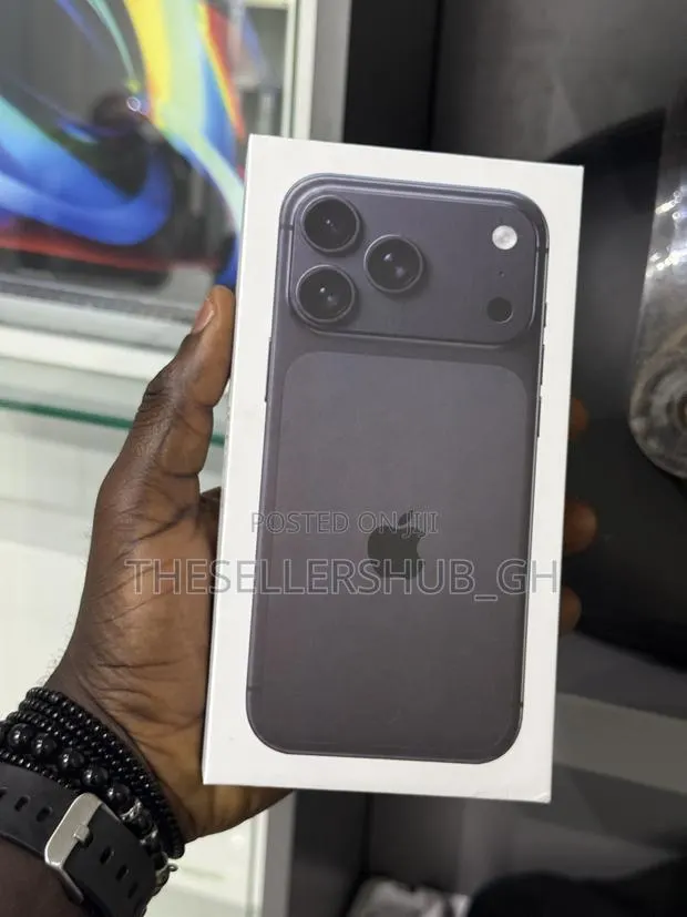 New Apple iPhone 18 Pro 256 GB Black · Photo 1