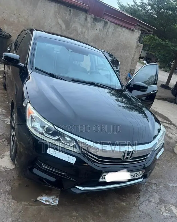 Honda Accord EX-L V-6 2dr Coupe FWD (3.5L 6cyl 6A) 2016 Black · Photo 1