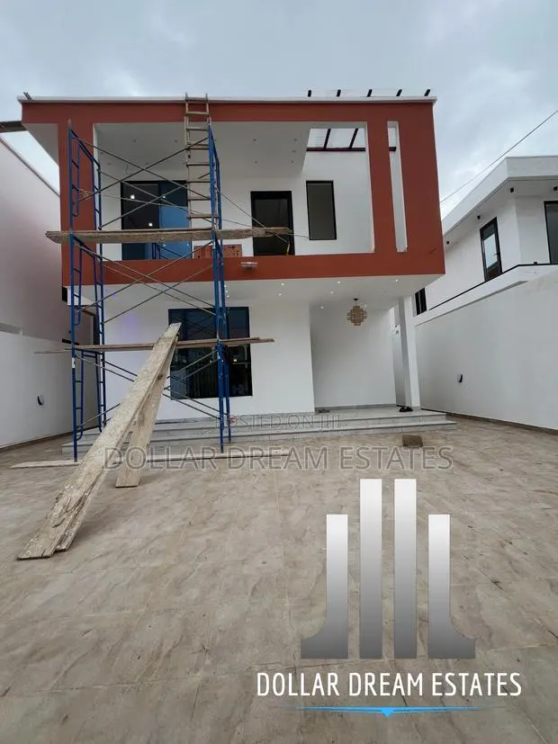 4bdrm House in Adjiriganor for sale · Photo 1