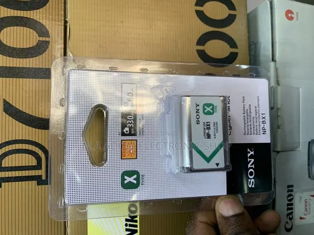 Sony Small Mini Cyber Shots Battery Np-Bx1 · Photo 1