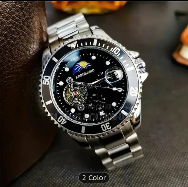 Premium Quality Watch · Photo 1