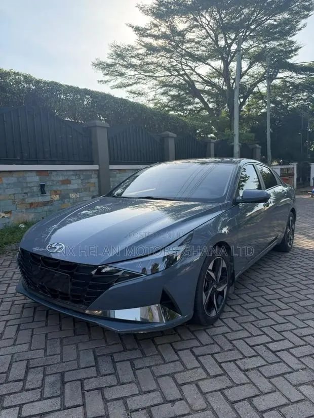 Hyundai Elantra 2021 Gray · Photo 1