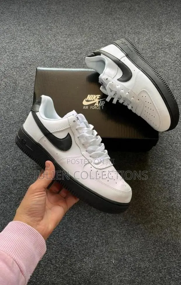 Nike Air Force Leather Black and White · Photo 1
