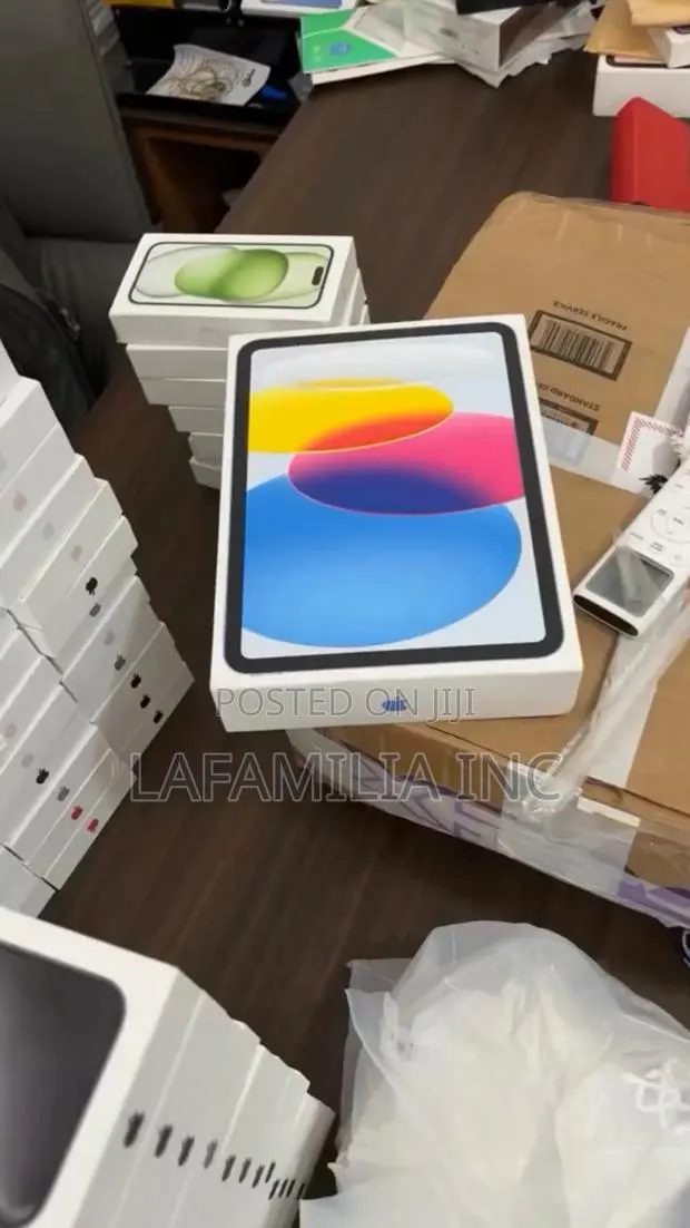 New Apple iPad Wi-Fi 128 GB · Photo 1