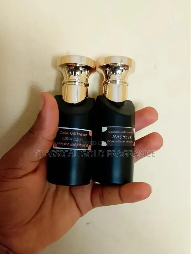 100% Undiluted Perfume Oil · Photo 1