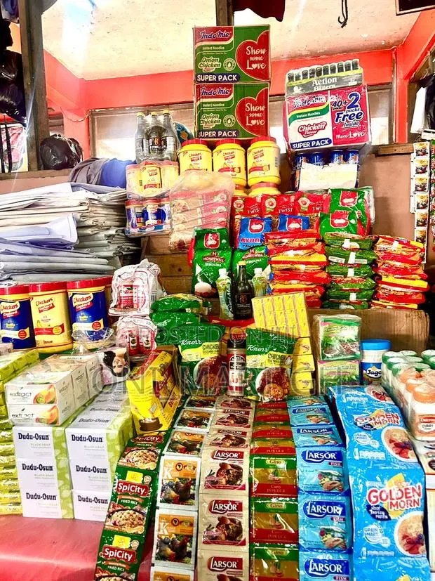 Indomie Onion and Chicken( Nigerian) Super Pack · Photo 1
