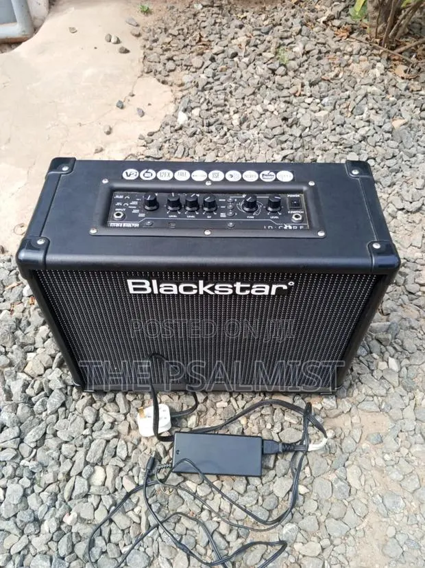 Blackstar Lead Guitar Combo With Effects · Photo 1