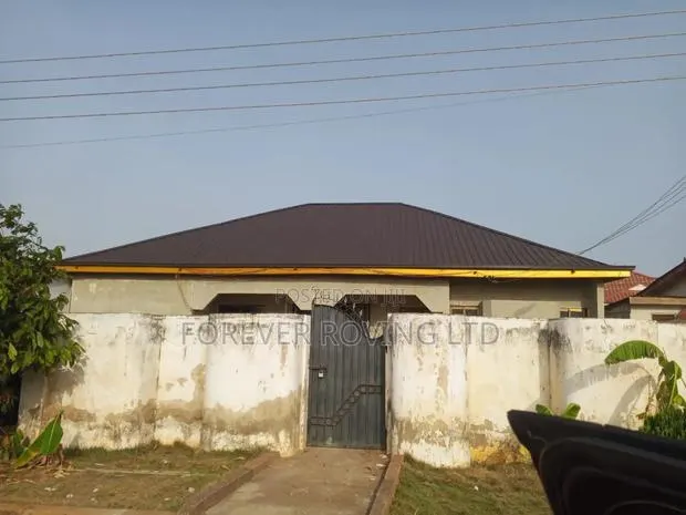 Hip Roofing Sheets · Photo 1