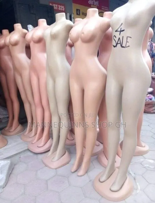 Female Plastic Mannequins for Sale · Photo 1