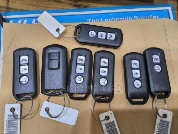 Honda Xadv SH Yamaha Tmax MT07 Keys and Programming · Photo 1