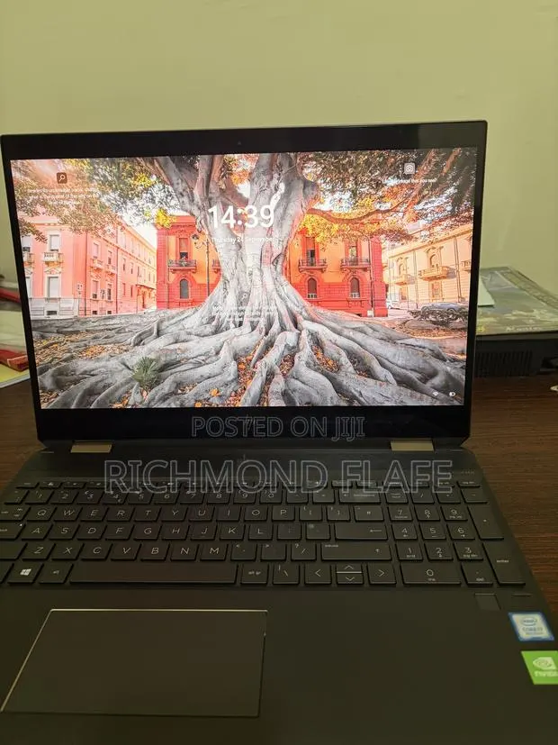 New Laptop HP Spectre X360 15 16GB Intel Core i7 SSD 512GB · Photo 1