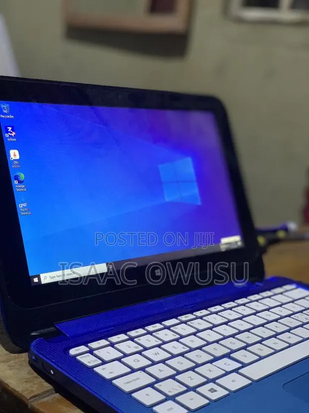 Laptop HP Stream 11-ah110hr 2GB Intel Celeron eMMC 32GB · Photo 1