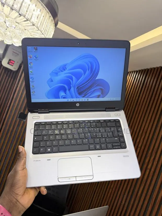 Laptop HP ProBook 645 G3 8GB AMD A6 HDD 500GB · Photo 1