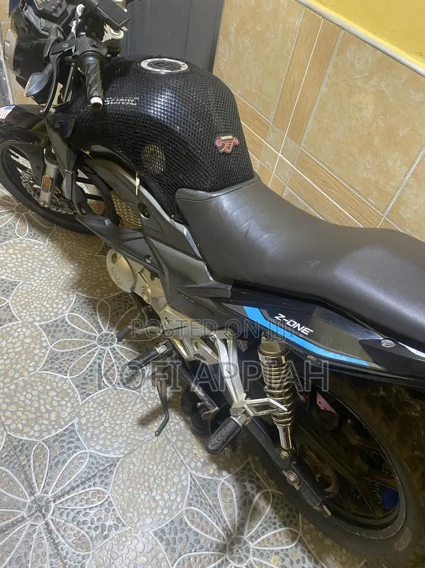 Apsonic 170 Zone One 2021 Black · Photo 1