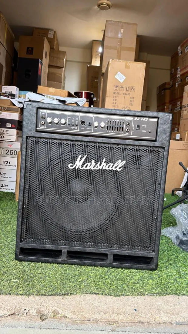 Marshall Ba400 Bass Combo · Photo 1