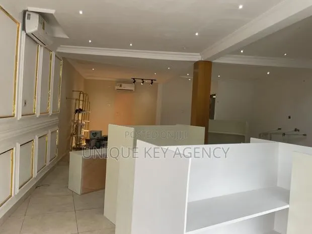 Spacious Shop to Let at East Legon · Photo 1