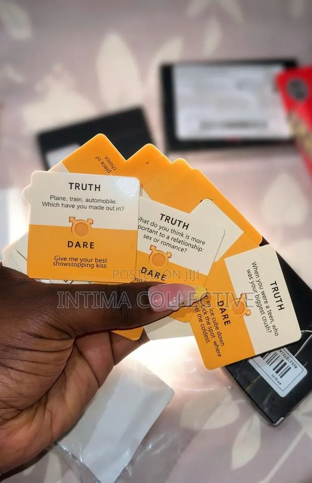 Truth/Dare Couple Games · Photo 1