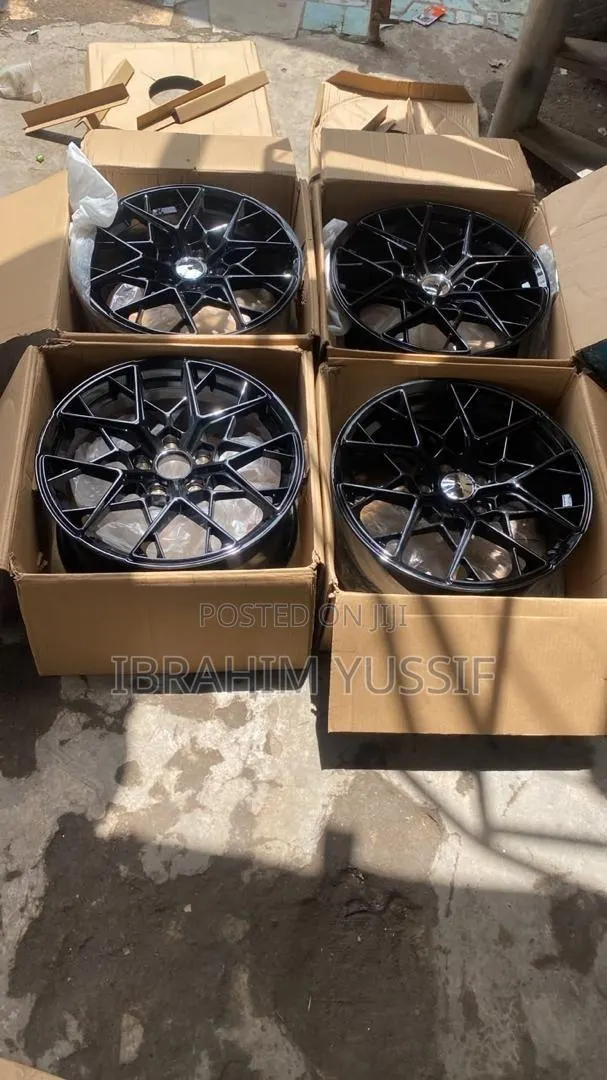 Rim 17,18 All Black Set Available &$ · Photo 1