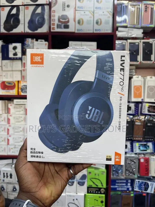 JBL Live 770nc · Photo 1