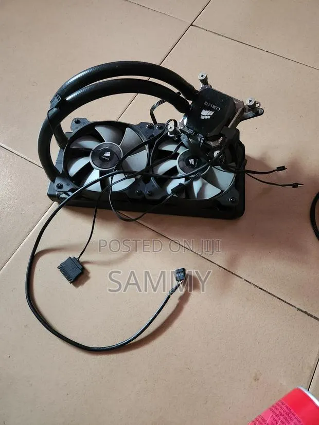 RGB Corsair Liquid Cpu Cooler · Photo 1
